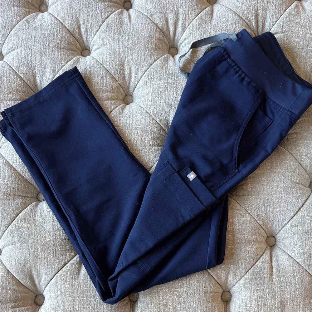 Figs Men's S Navy Pants‎